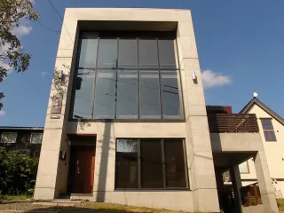 Ise exterior